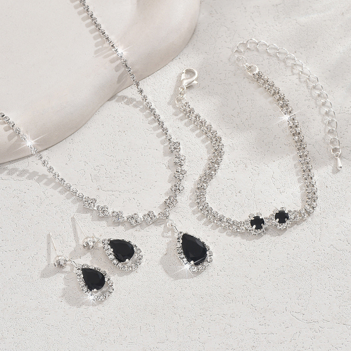The Luxe Set